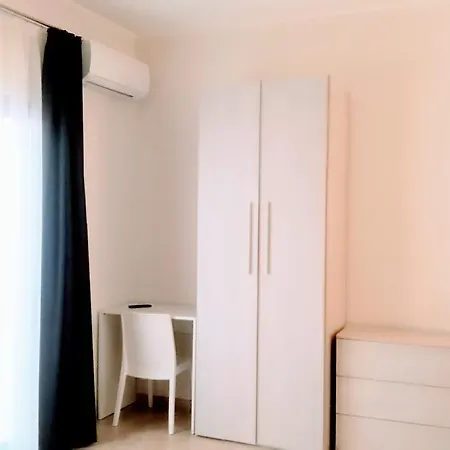 Ginevra פורטו צ'זראו